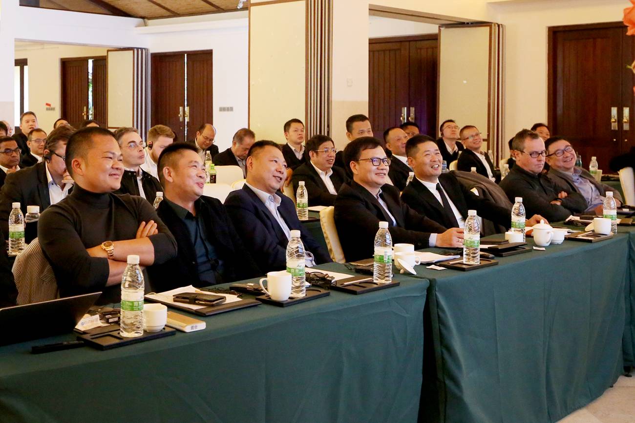 不忘初心，蓄勢而上  ——記2017年達意隆營銷總部年會